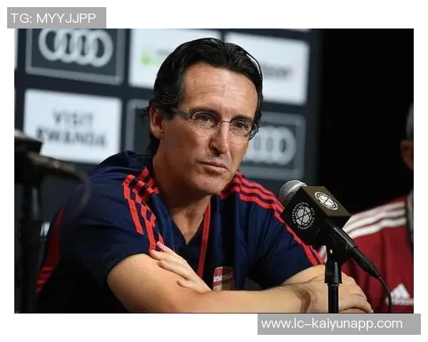 英媒曝埃梅里曾点名扎哈未获枪手支持今签佩佩引关注