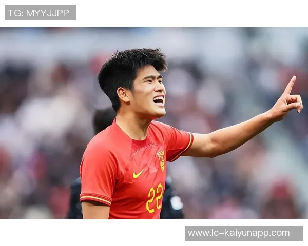 泰山博主分享彭啸童年照片回顾他曾表达留洋梦想并为国安效力